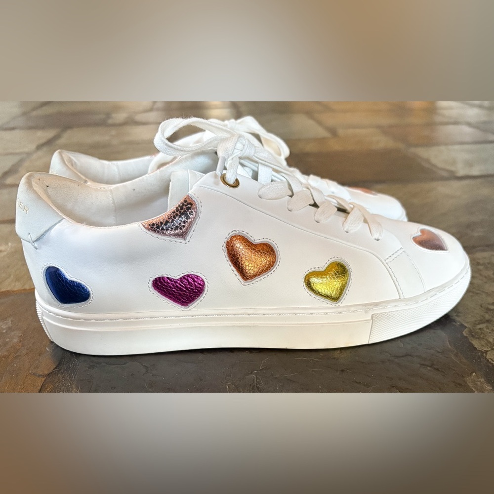 Colorful Heart-Embellished Women's Sneakers
